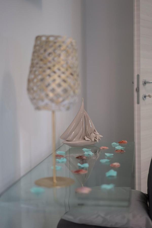 New In!Amalie At Santa Lucia Διαμέρισμα Νάπολη Εξωτερικό φωτογραφία
