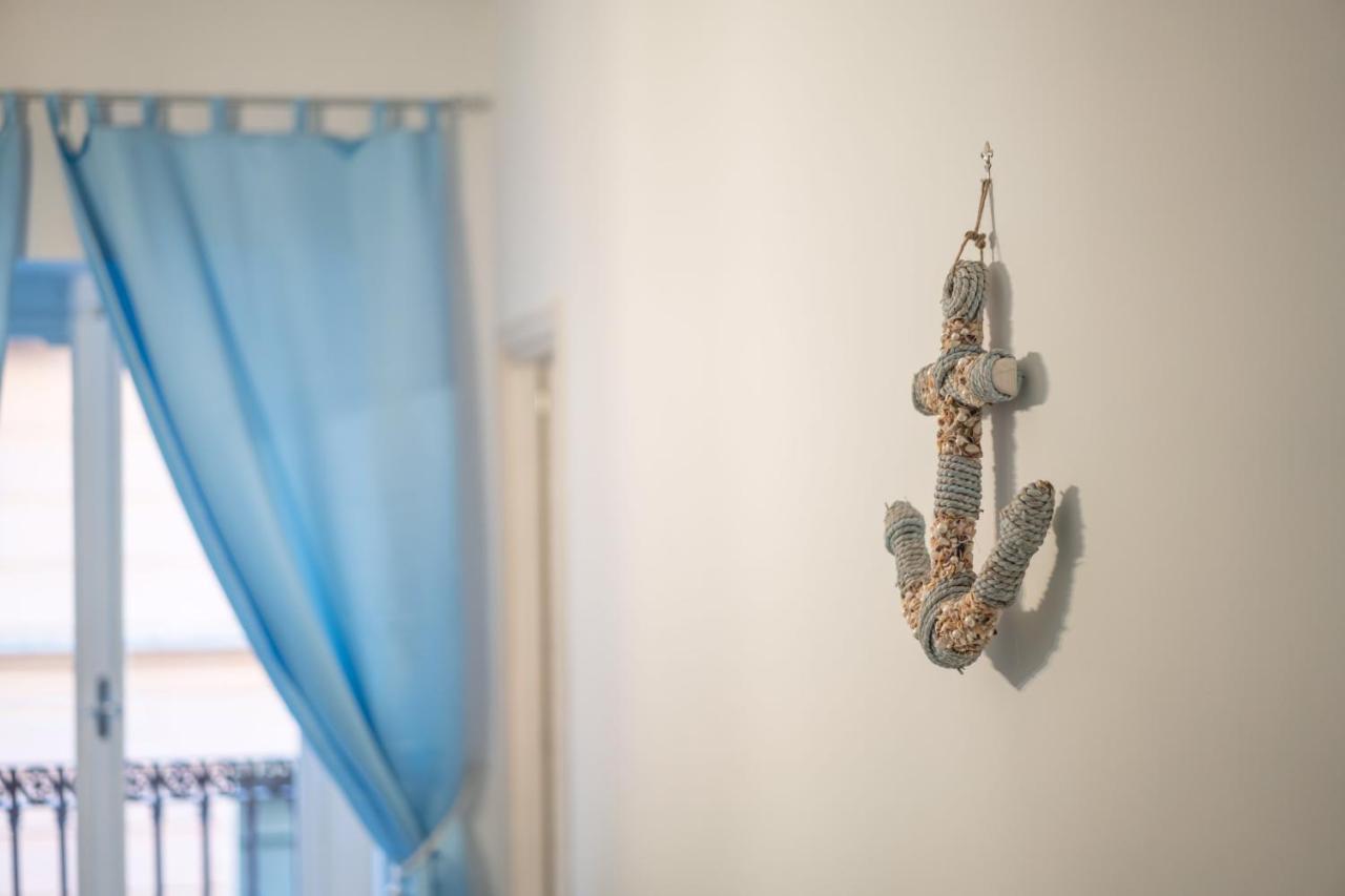 New In!Amalie At Santa Lucia Διαμέρισμα Νάπολη Εξωτερικό φωτογραφία